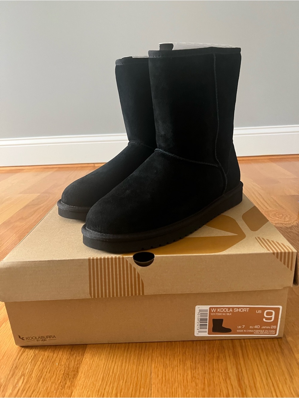 Brand New Koolaburra by UGG Koola Short Black Suede Boots-Brand New -9